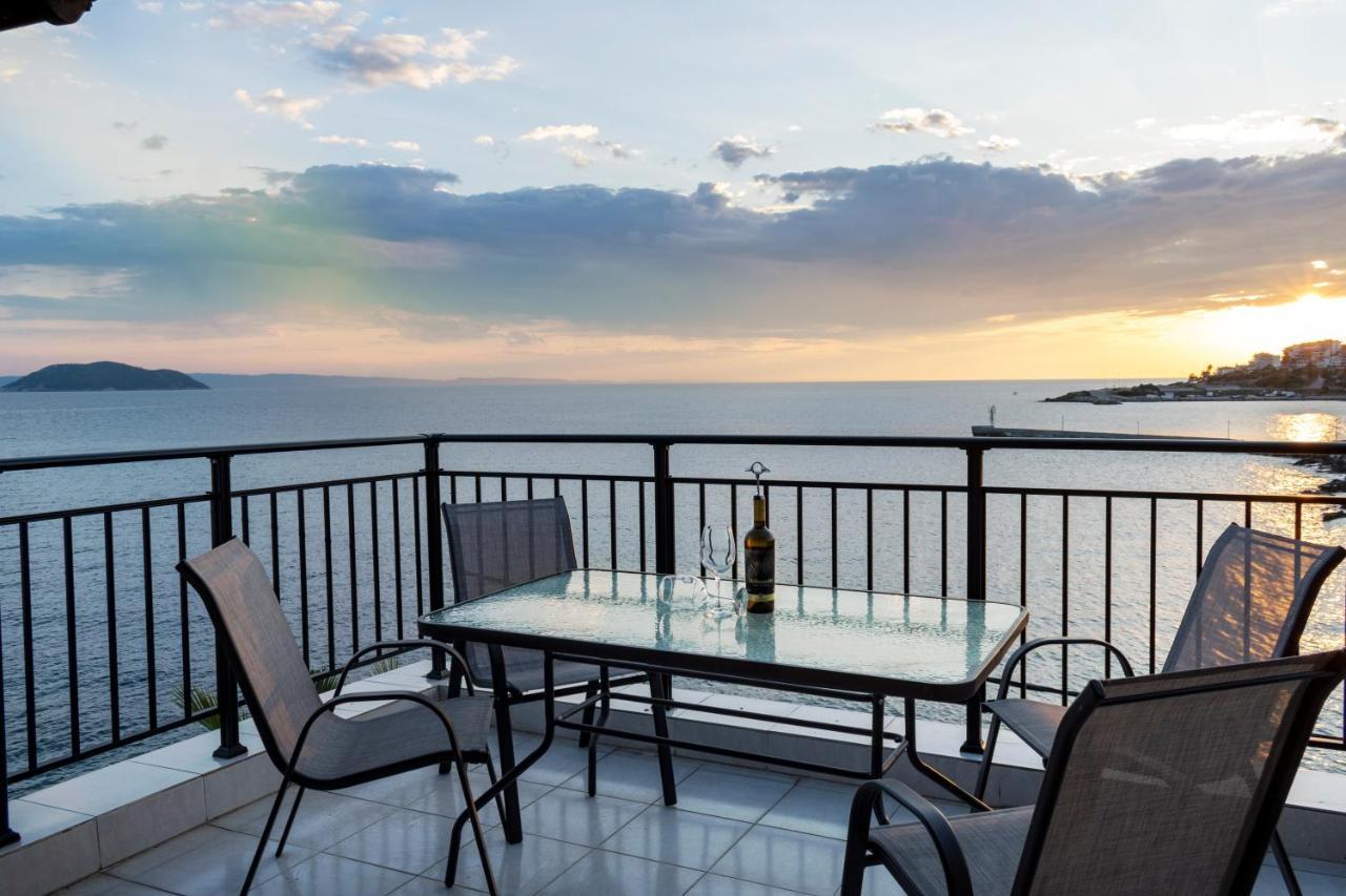 Magda Rooms "Sea View" Неос Мармарас Екстериор снимка